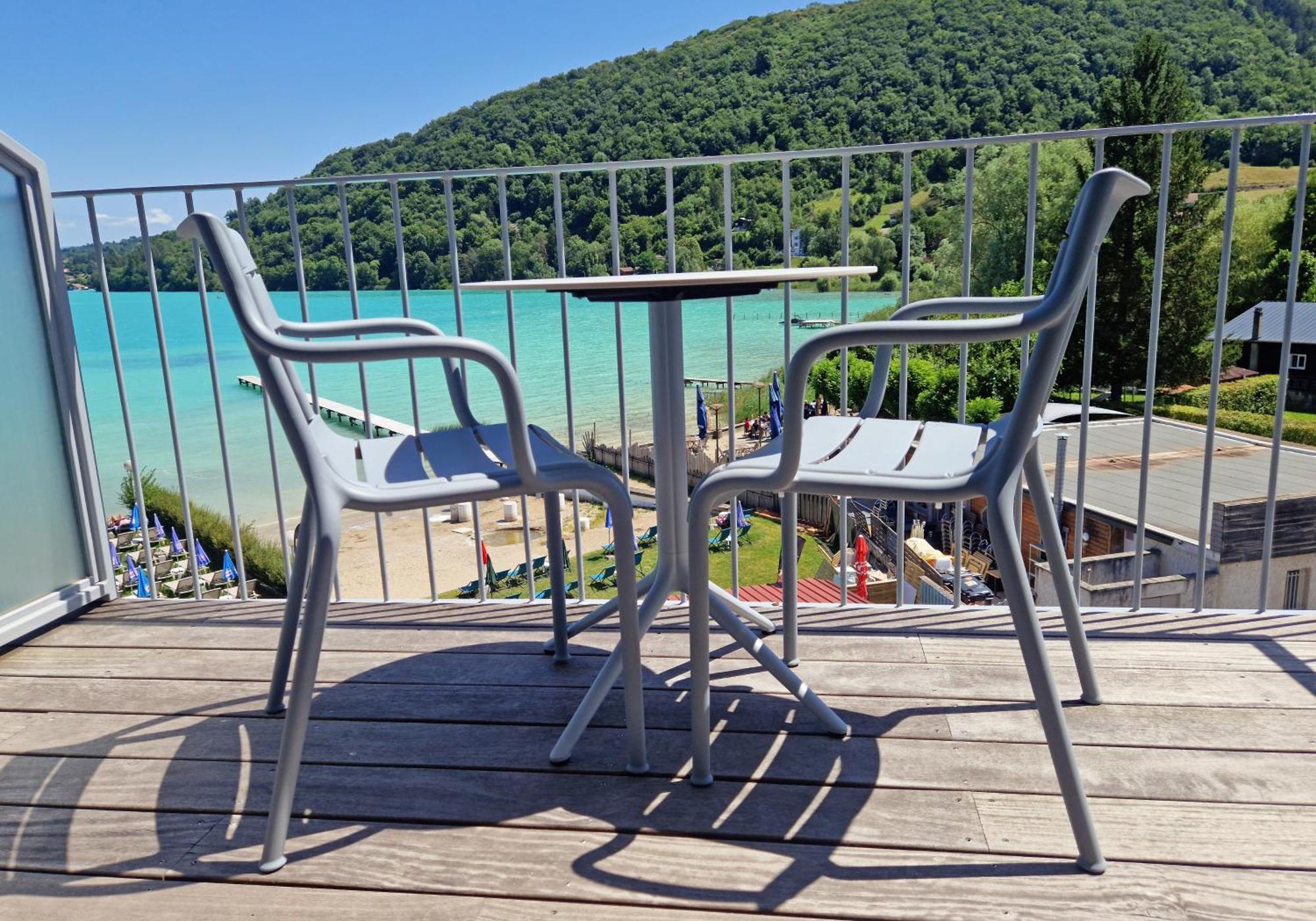 Beau Rivage Hotel Charavines Exterior photo